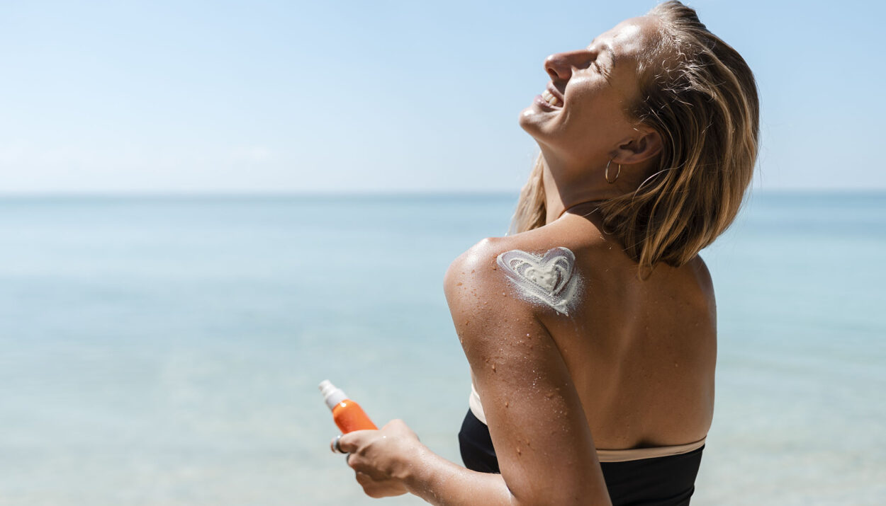 Cómo proteger tu piel durante la canícula con ayuda de tres básicos solares