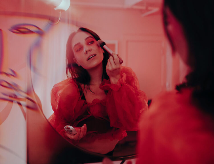 La elegancia cotidiana del maquillaje con Real Techniques