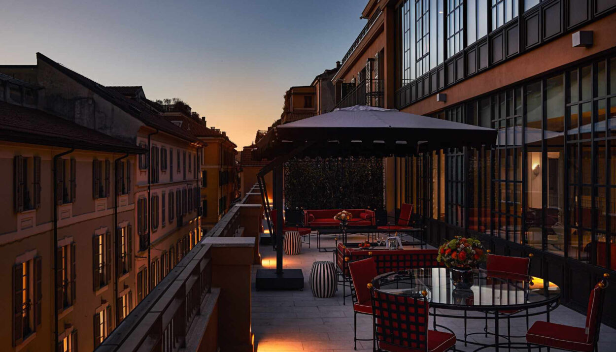 Milán, capital absoluta del estilo y el diseño, suma un nuevo protagonista a su escena hotelera: The Carlton, la más reciente apertura de Rocco Forte Hotels y el décimo hotel del grupo en Italia.