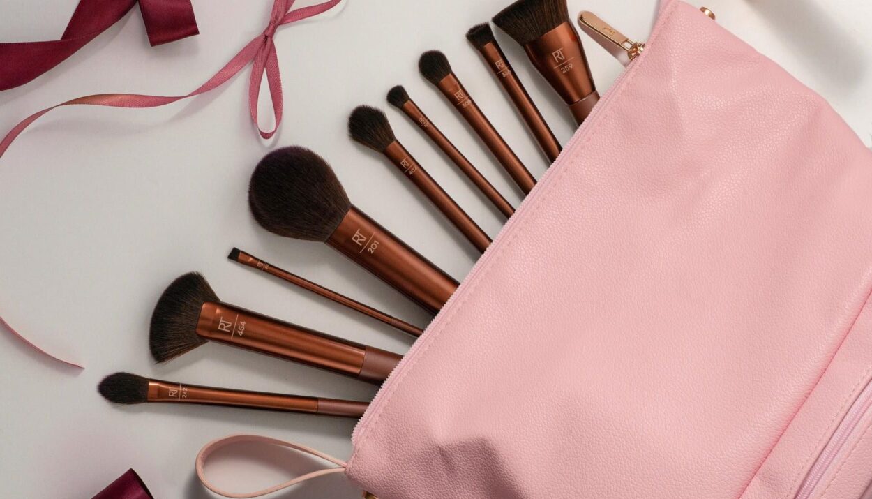 4 brochas de Real Techniques que lo hacen todo